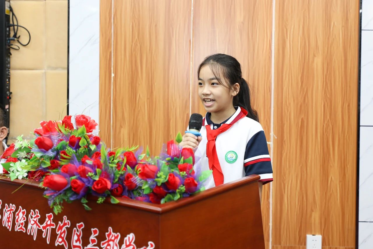 情暖校园 关爱生长 菠菜担保网开展六一儿童节公益捐赠活动3.jpg